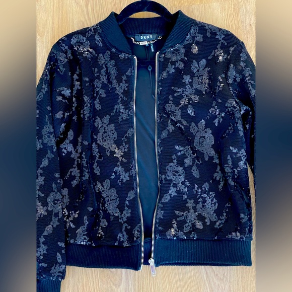 DKNY jacket, size XS - Picture 6 of 7